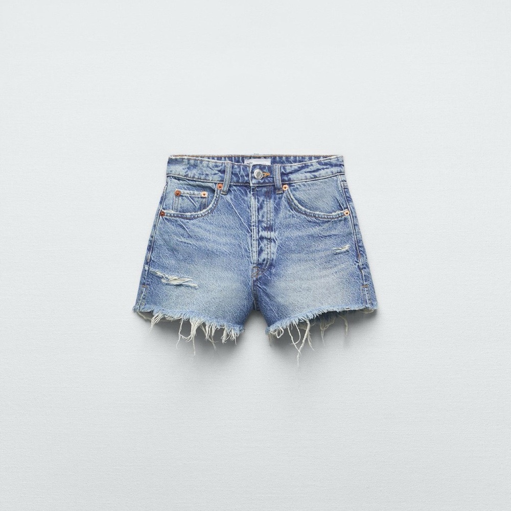 Women’s Zara denim shorts size 4